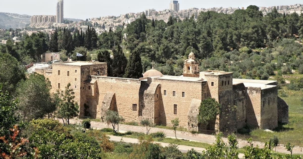 The Jewish People: From Family to Nation